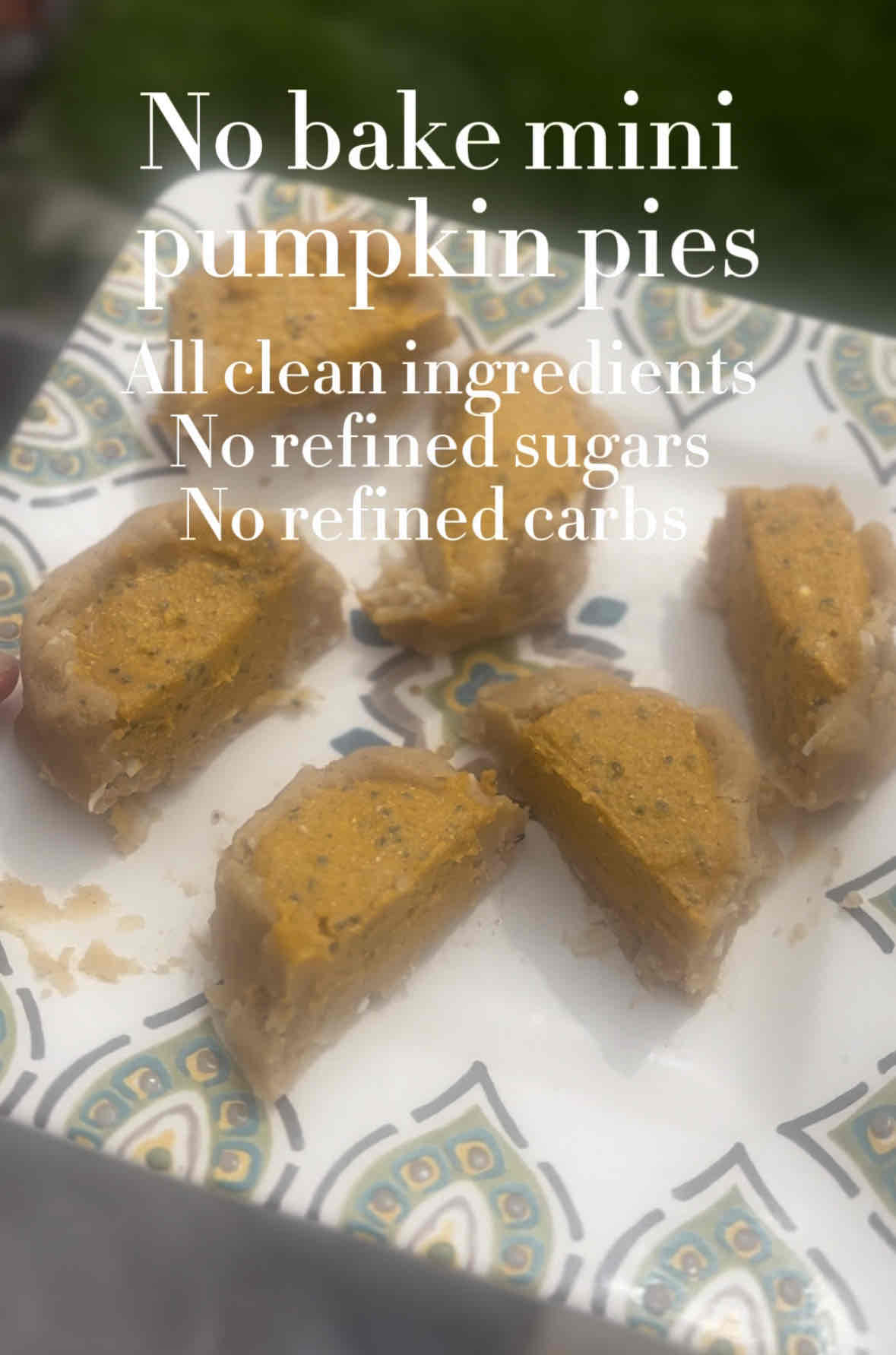 No bake mini pumpkin pies