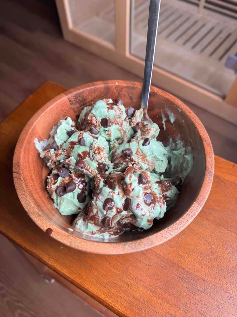 Mint Chocolate Chip Ice Cream (w chocolate sauce)!