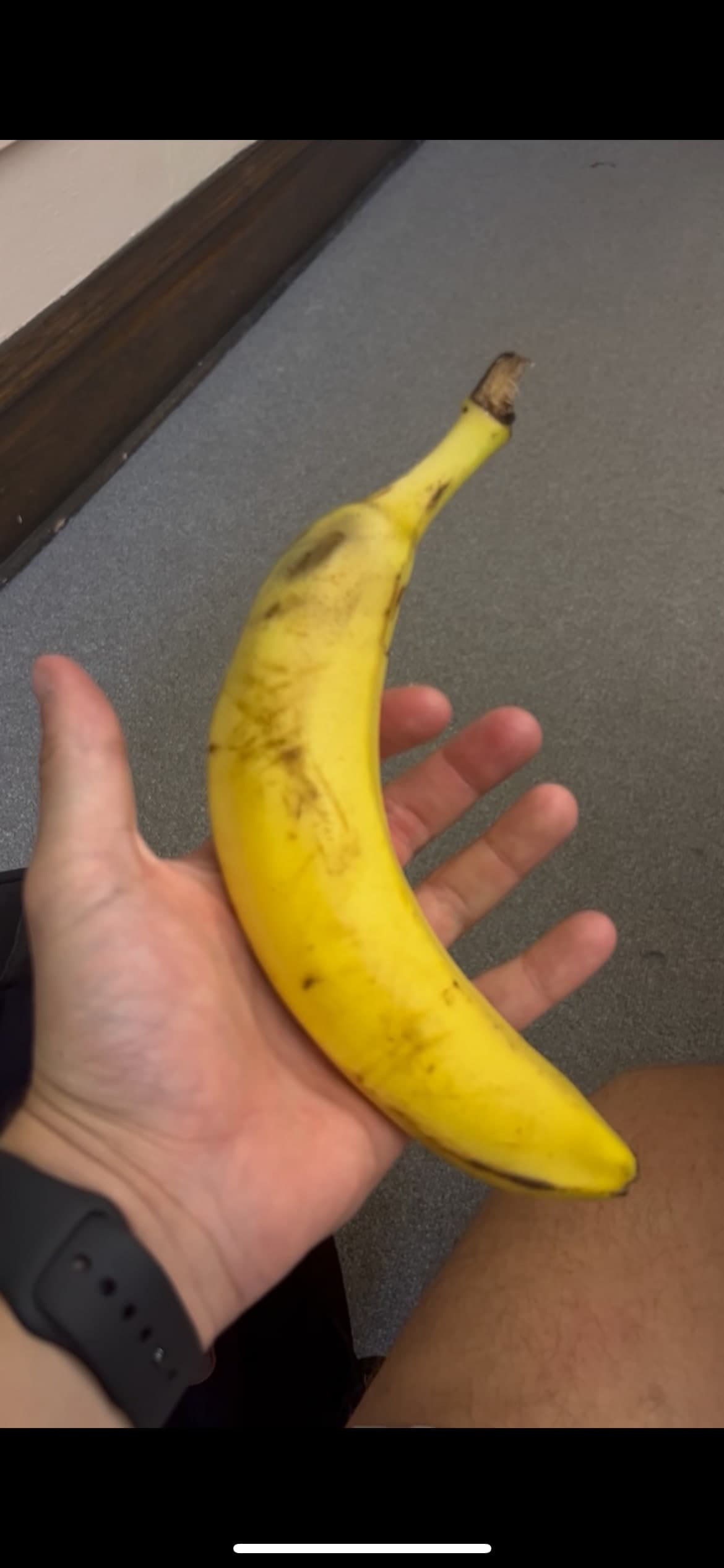 🚨 Eat Bananas 🚨