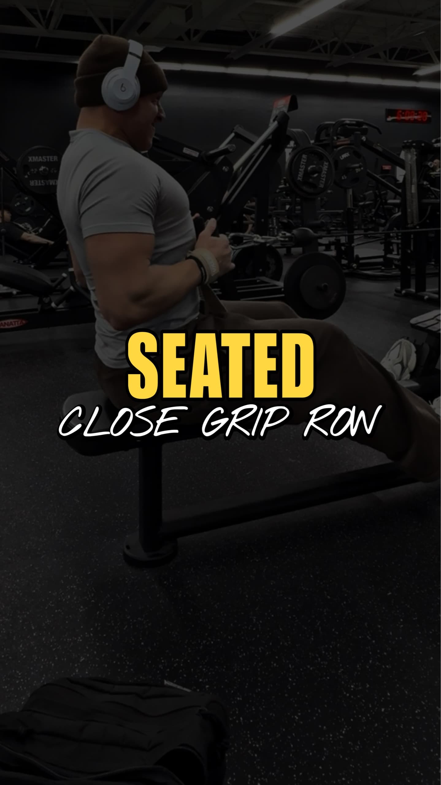 Close grip seated row